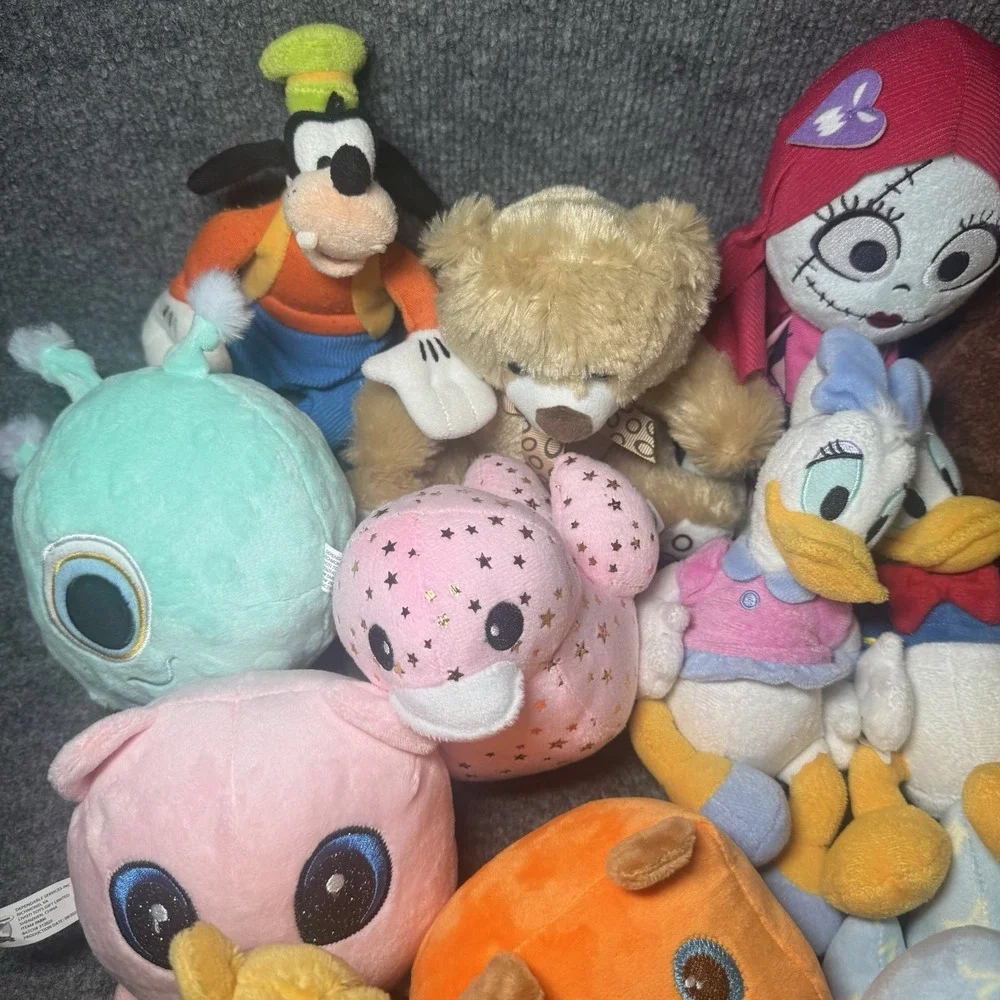 Mixed Plush 24 pc Lot Disney Character Plush Stuffed Animals Bears, Ducks Mixed